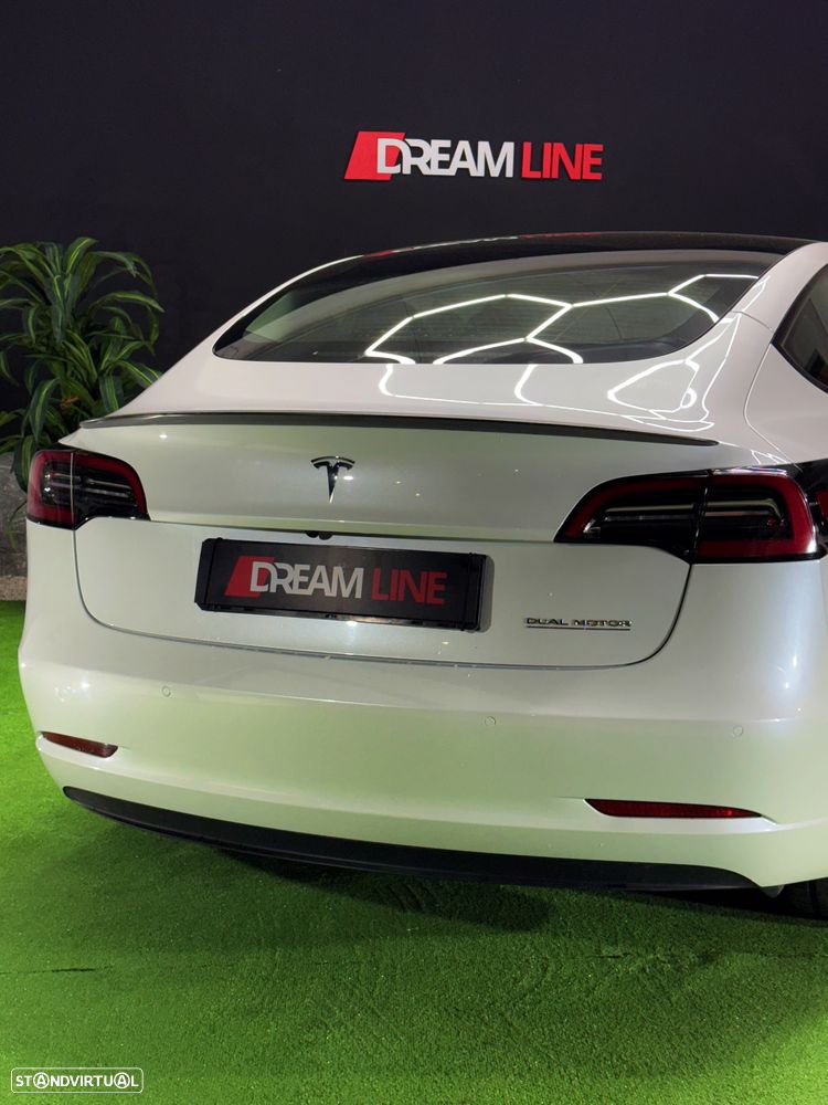 Tesla Model 3 Long Range AWD Dual Motor Performance - 12