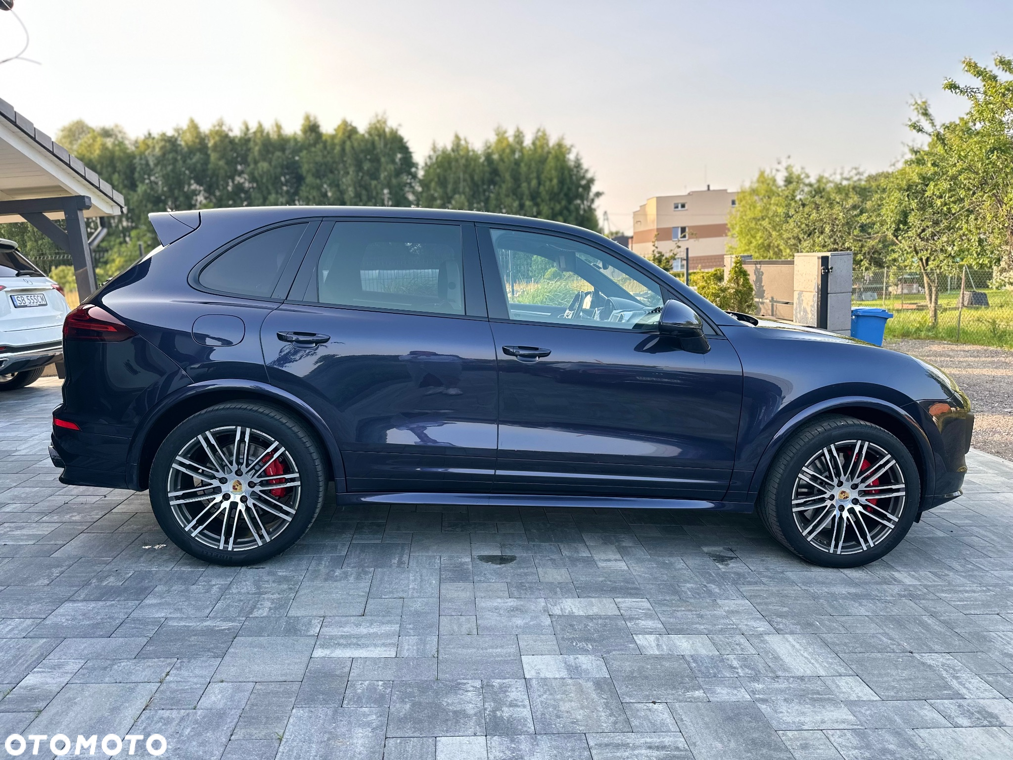 Porsche Cayenne Turbo - 15