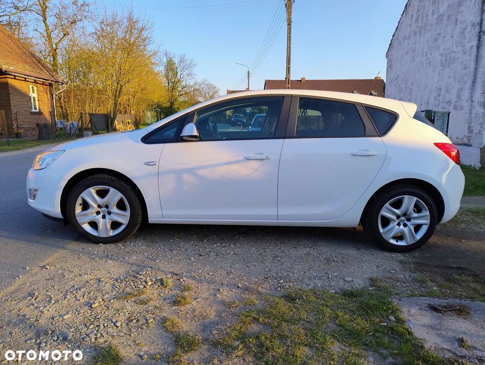 Opel Astra 1.6 ECOFLEX Start/Stop Color Edition - 19