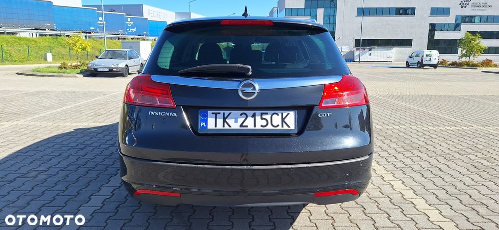 Opel Insignia 2.0 CDTI - 22