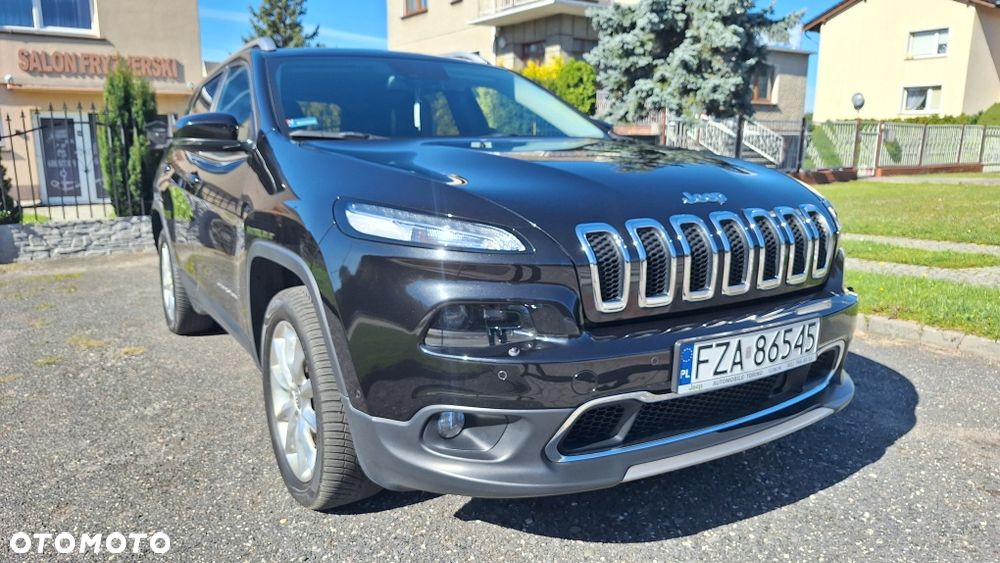 Jeep Cherokee - 3