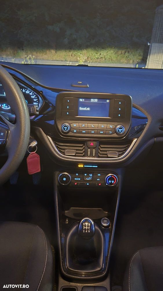 Ford Fiesta 1.1 Trend - 2