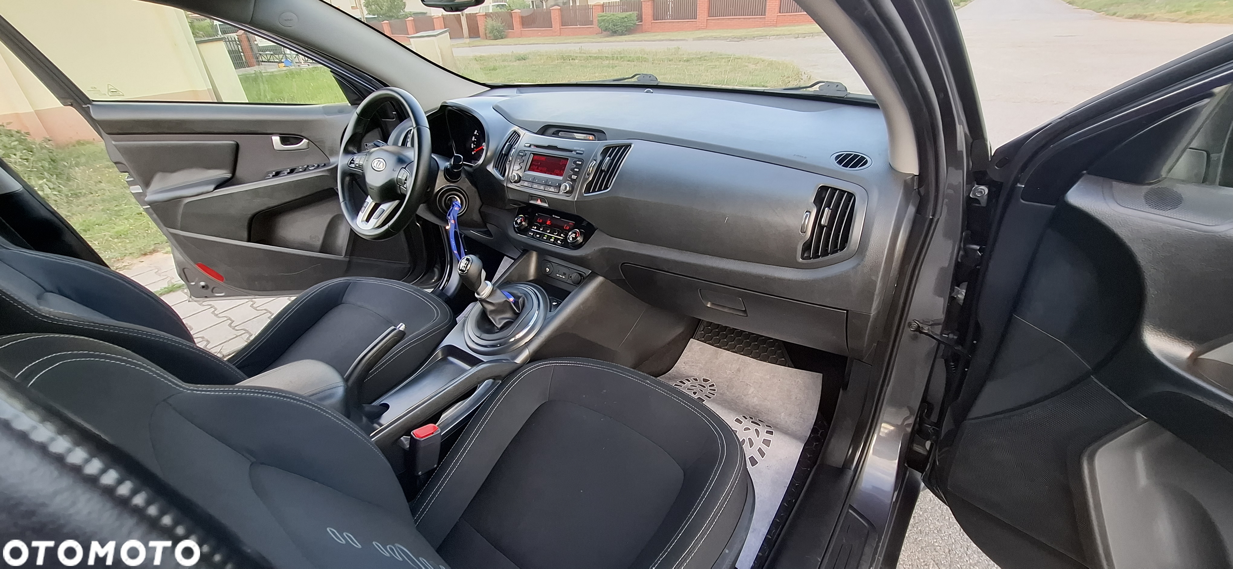 Kia Sportage 1.7 CRDI 2WD Dream-Team Edition - 15