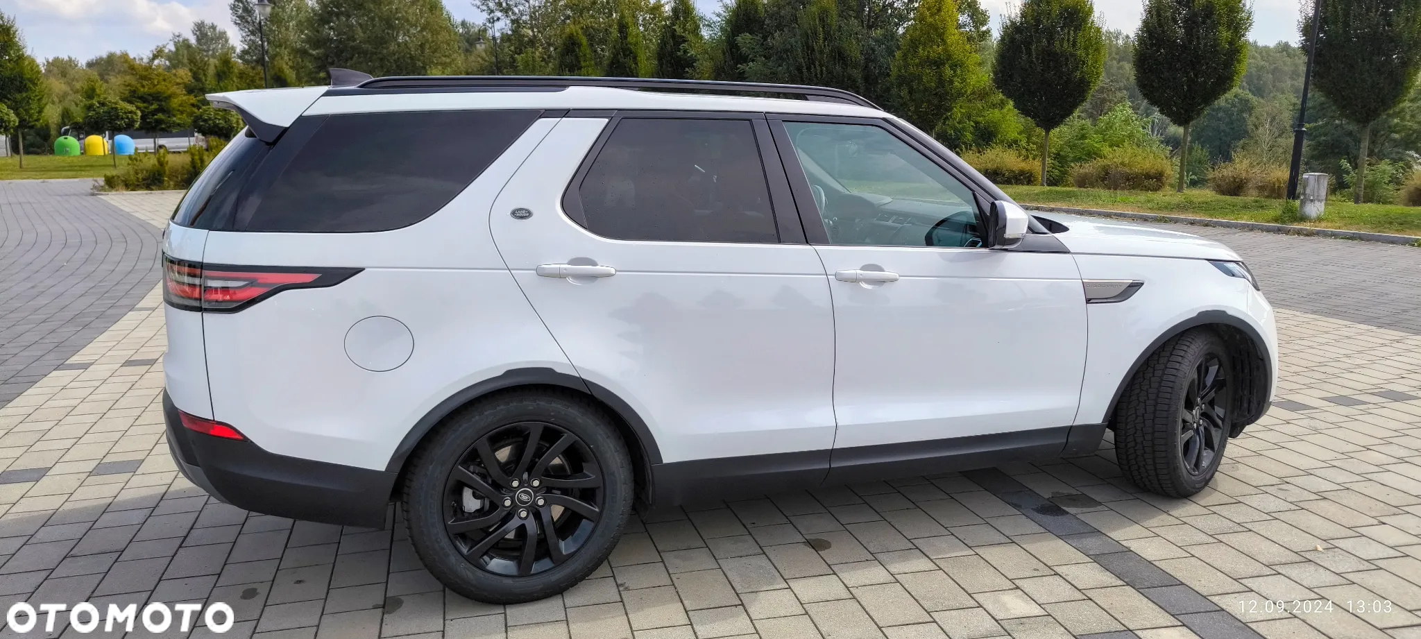 Land Rover Discovery V 3.0 Si6 SE - 13
