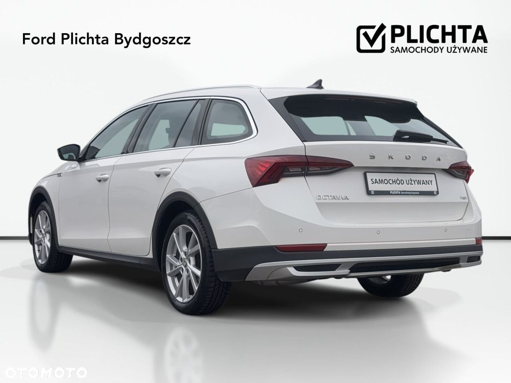 Skoda Octavia 2.0 TDI 4x4 Scout DSG - 8