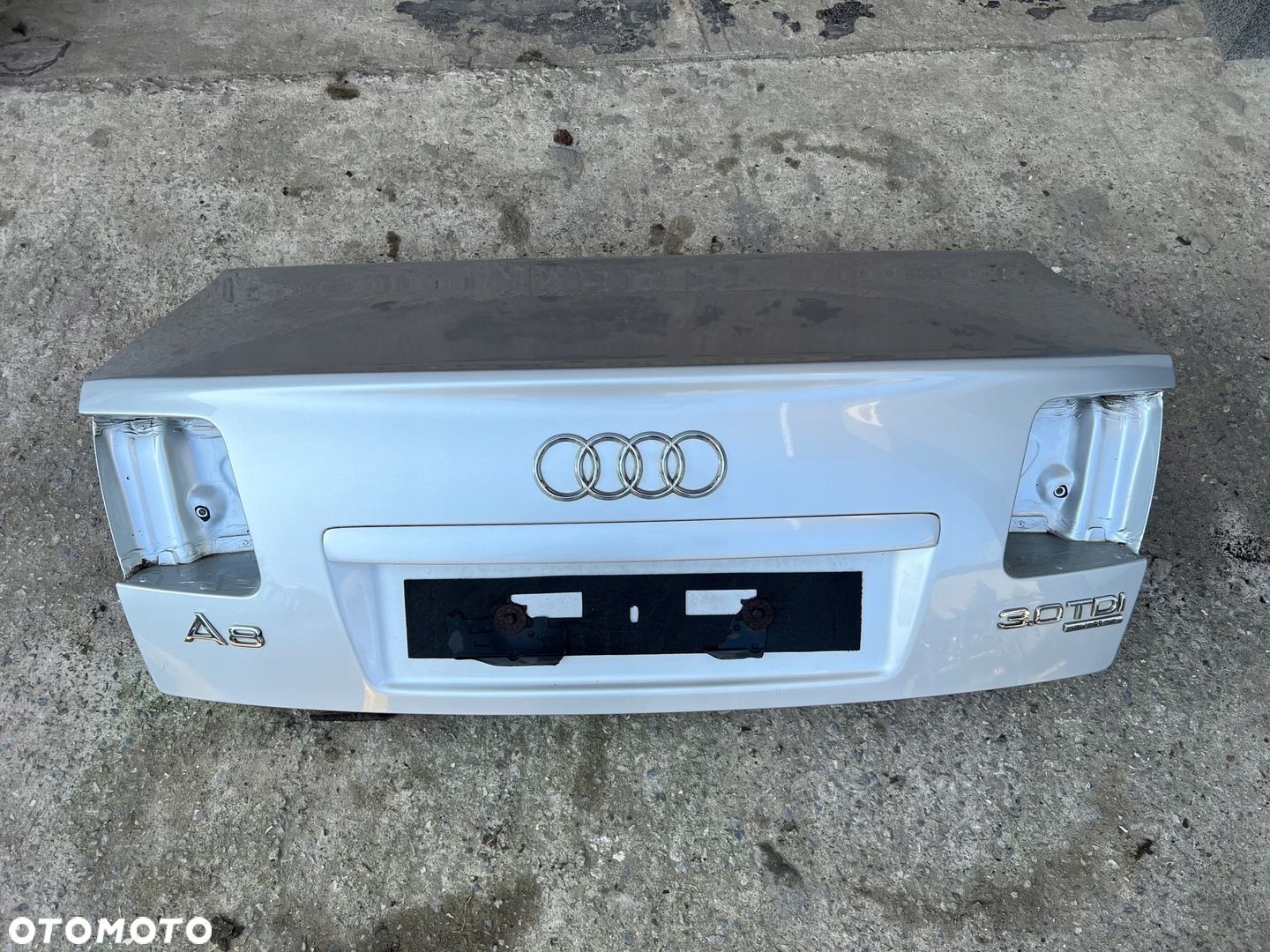 KLAPA BAGAŻNIKA AUDI A8 S8 D3 LOTKA ORYGINAŁ RARYTAS LX7W - 1