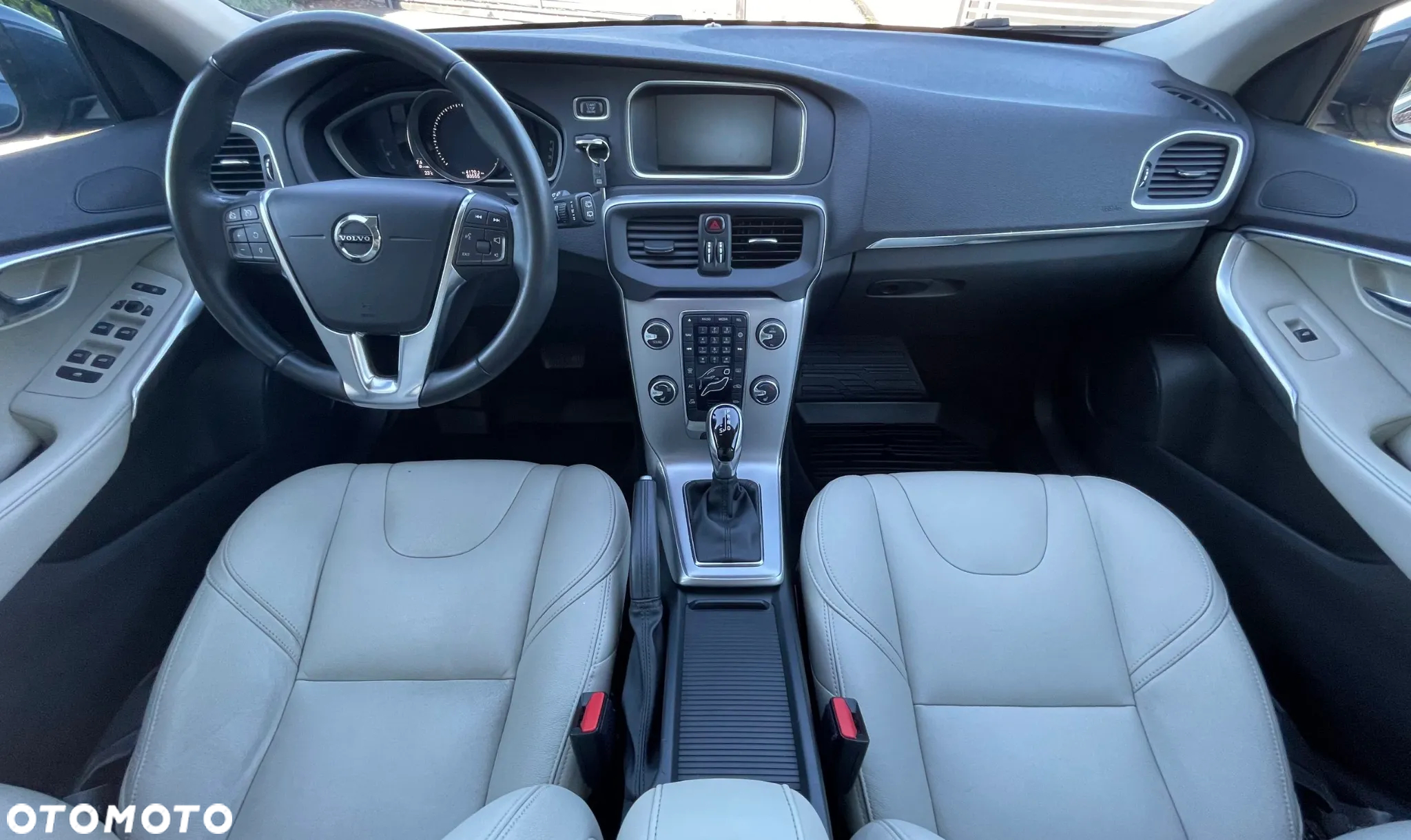 Volvo V40 T3 Geartronic Inscription - 15