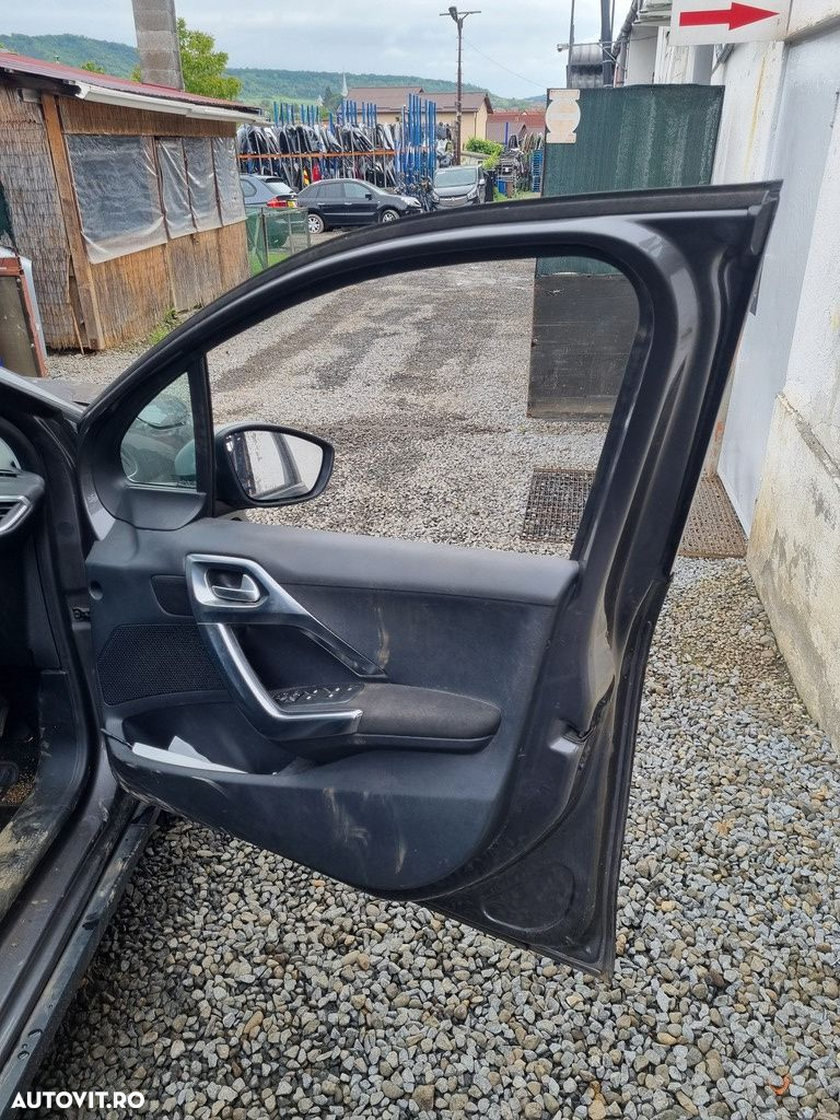 Usa Dreapta Fata Peugeot 2008 Facelift 2016 - 2019 SUV 4 Usi Gri (1271) - 2