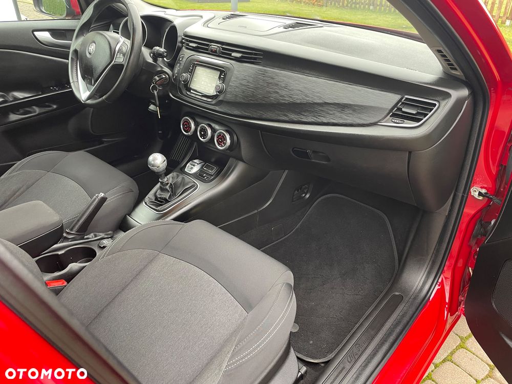 Alfa Romeo Giulietta - 7