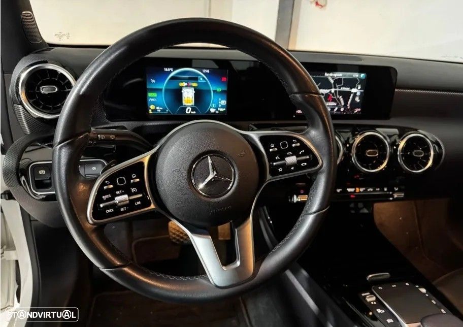 Mercedes-Benz A 250 e Style Plus - 18