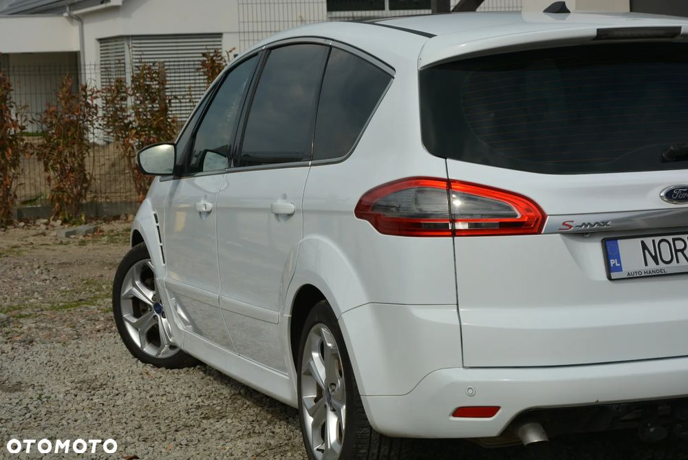 Ford S-Max 2.0 TDCi DPF Titanium X - 24
