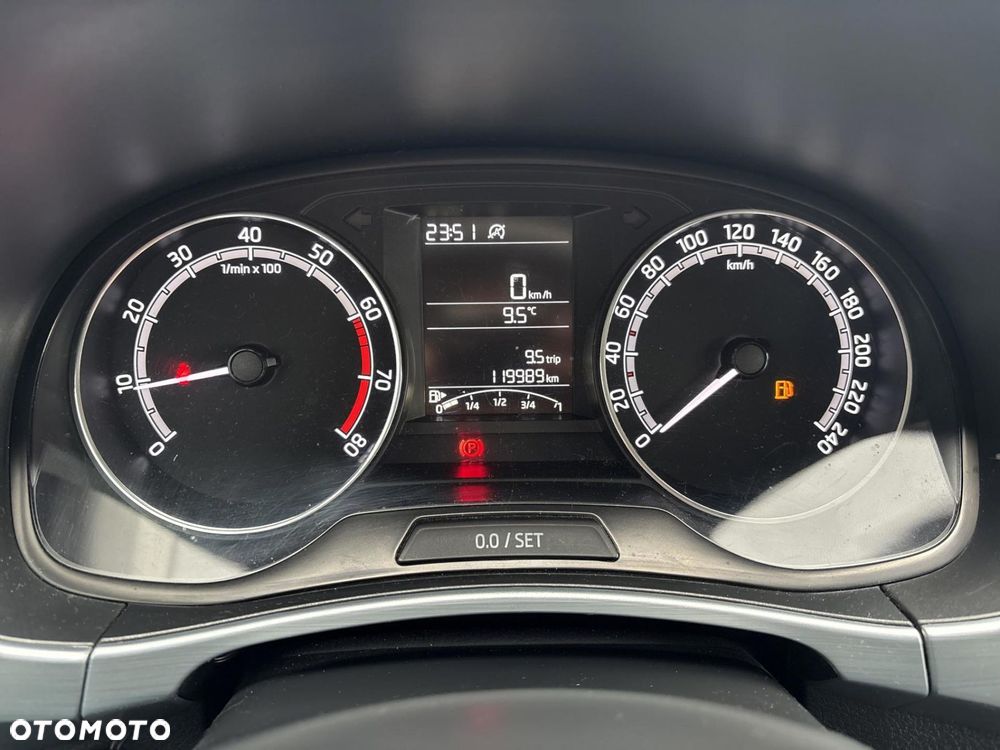 Skoda Fabia 1.0 Ambition - 14