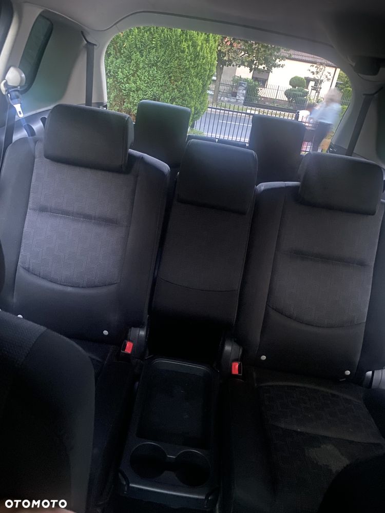 Mazda 5 - 7