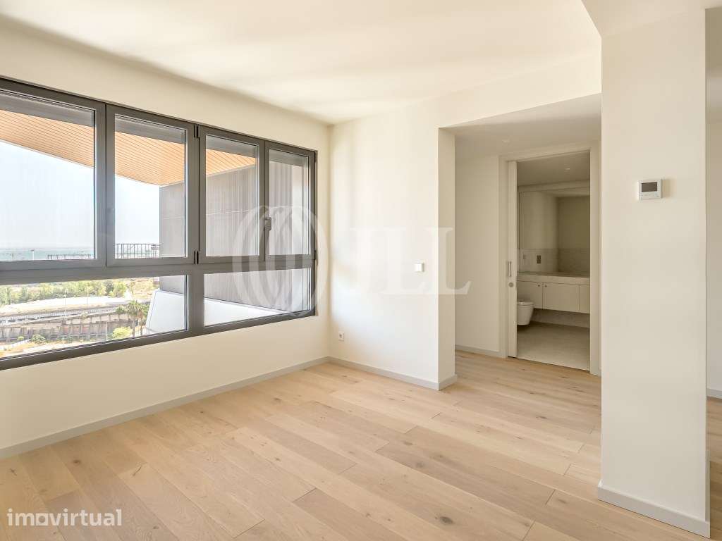Apartamento T1 com varanda no Parque das Nações em Lisboa - Grande imagem: 3/24