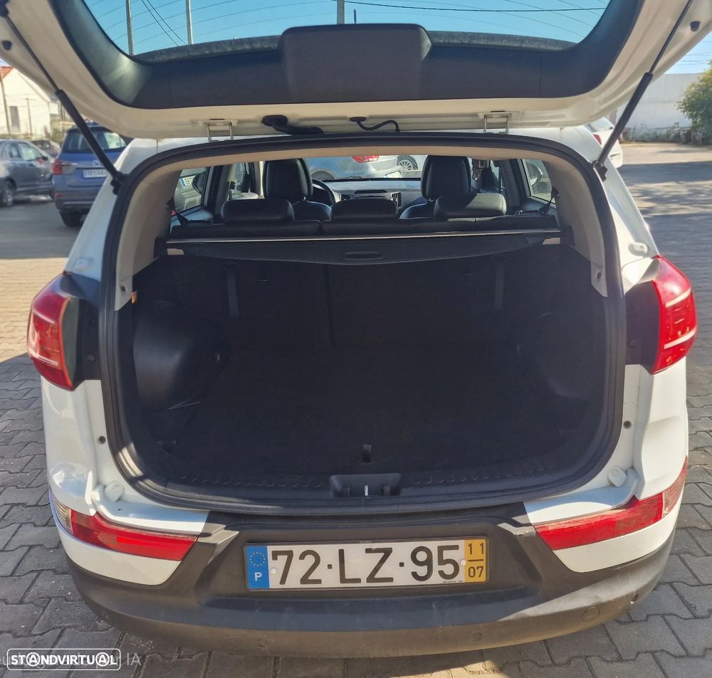 Kia Sportage 1.7 CRDI ISG Prime - 9