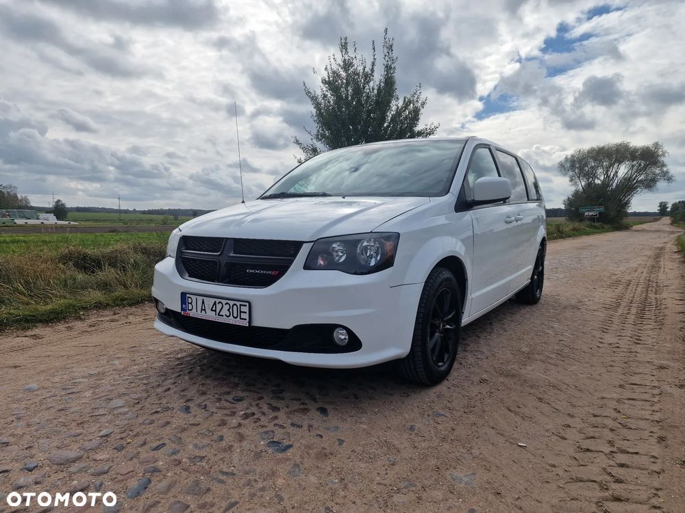Dodge Grand Caravan 3.6 R/T - 1