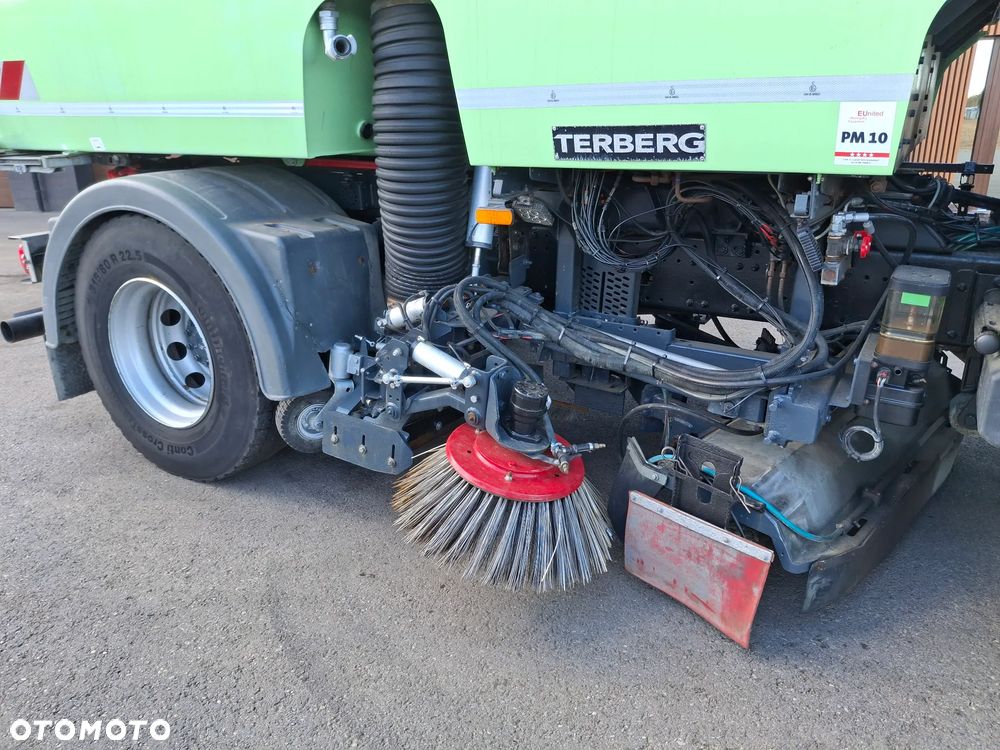 MAN TGM 16.250 Zamiatarka BUCHER CityFant 6000 Euro 6 EUnited PM10 Dodatkowy Silnik Rok: 2015 Zamiatarka Uliczna Niski Przebieg - 8