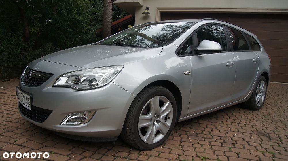 Opel Astra - 1