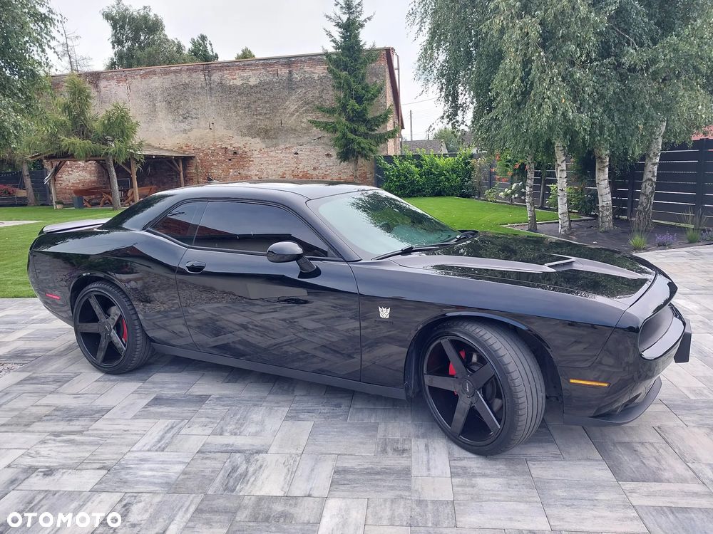 Dodge Challenger - 5