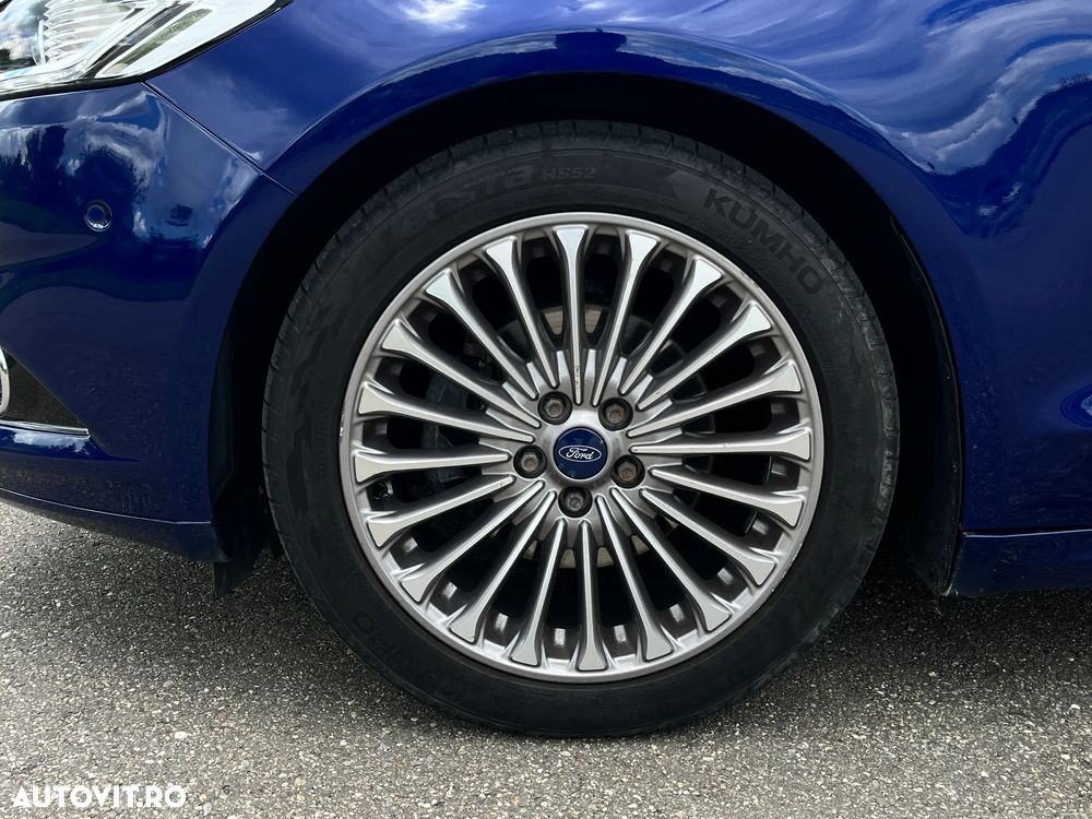 Ford Mondeo - 32