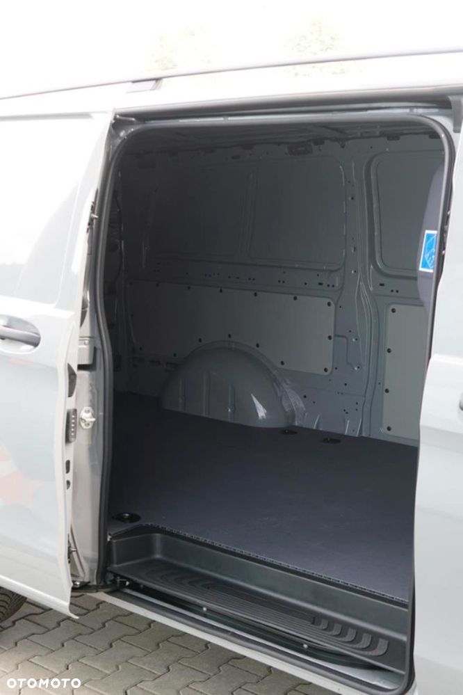Mercedes-Benz VITO - 20