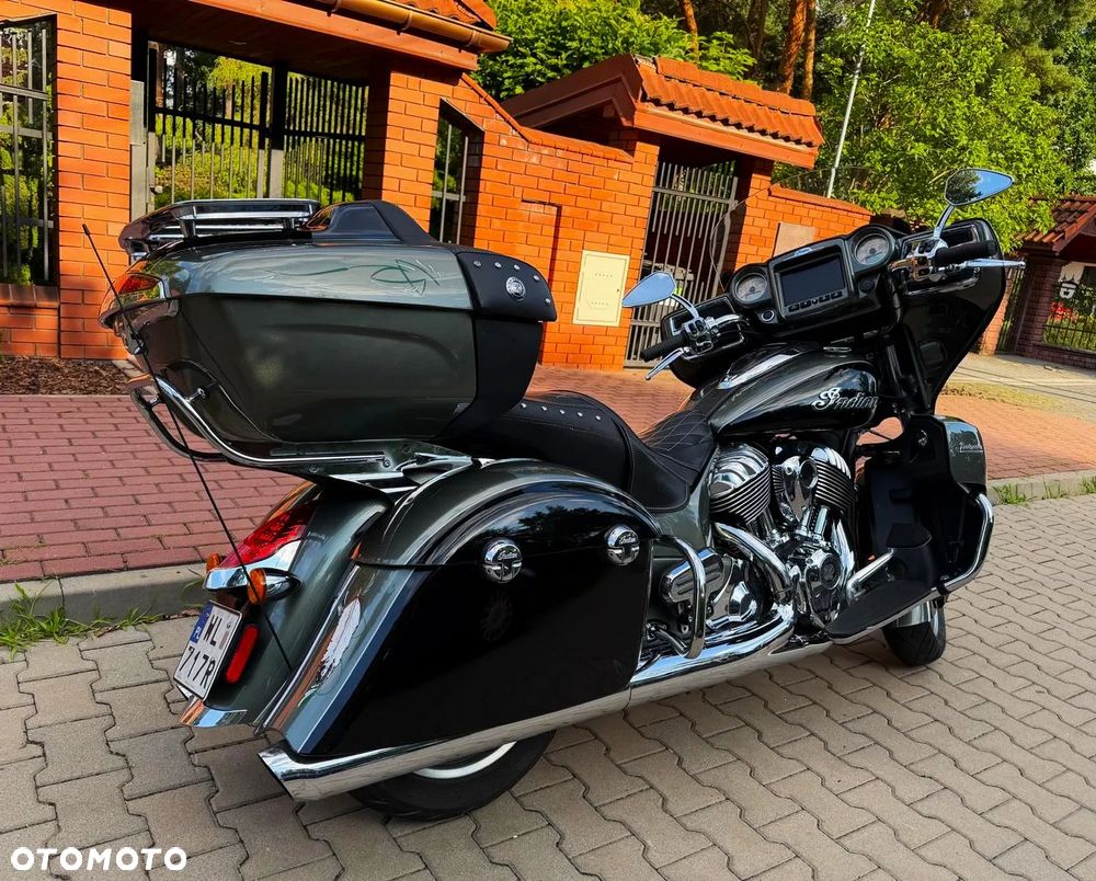 Indian Roadmaster - 16