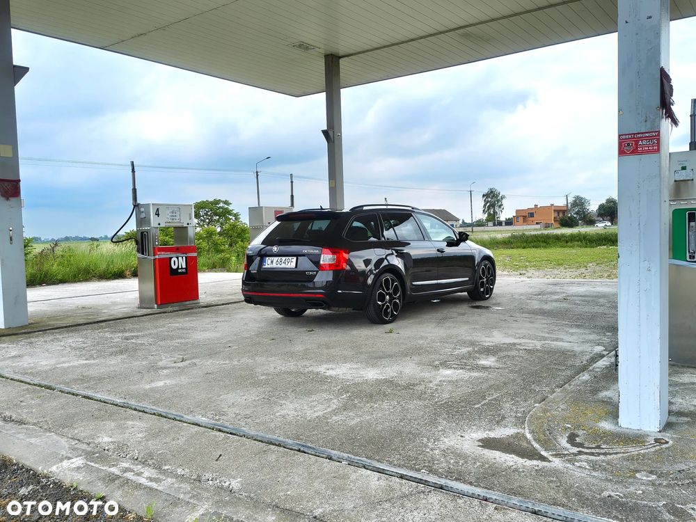 Skoda Octavia 2.0 TSI RS 230 DSG - 18