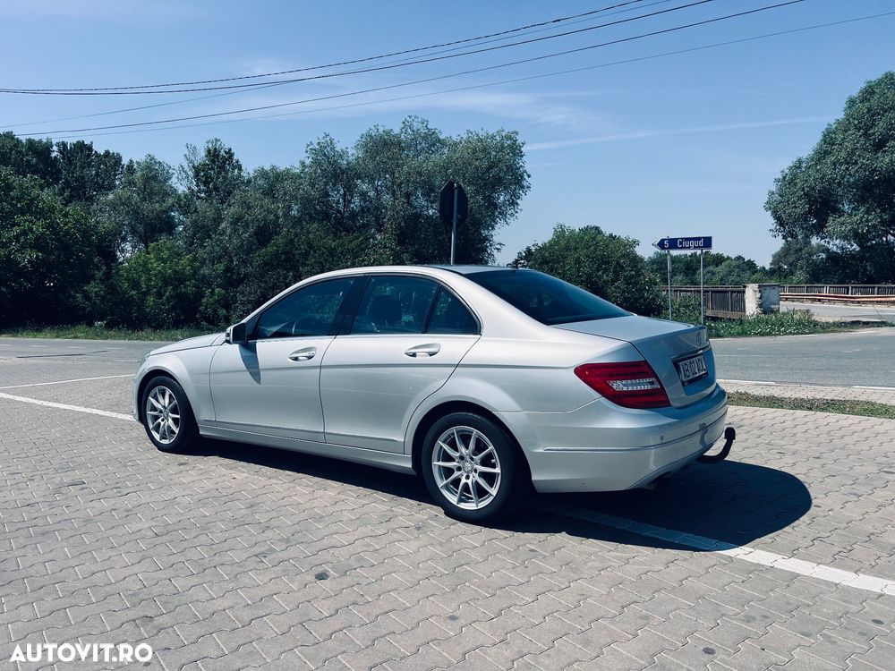 Mercedes-Benz C - 4