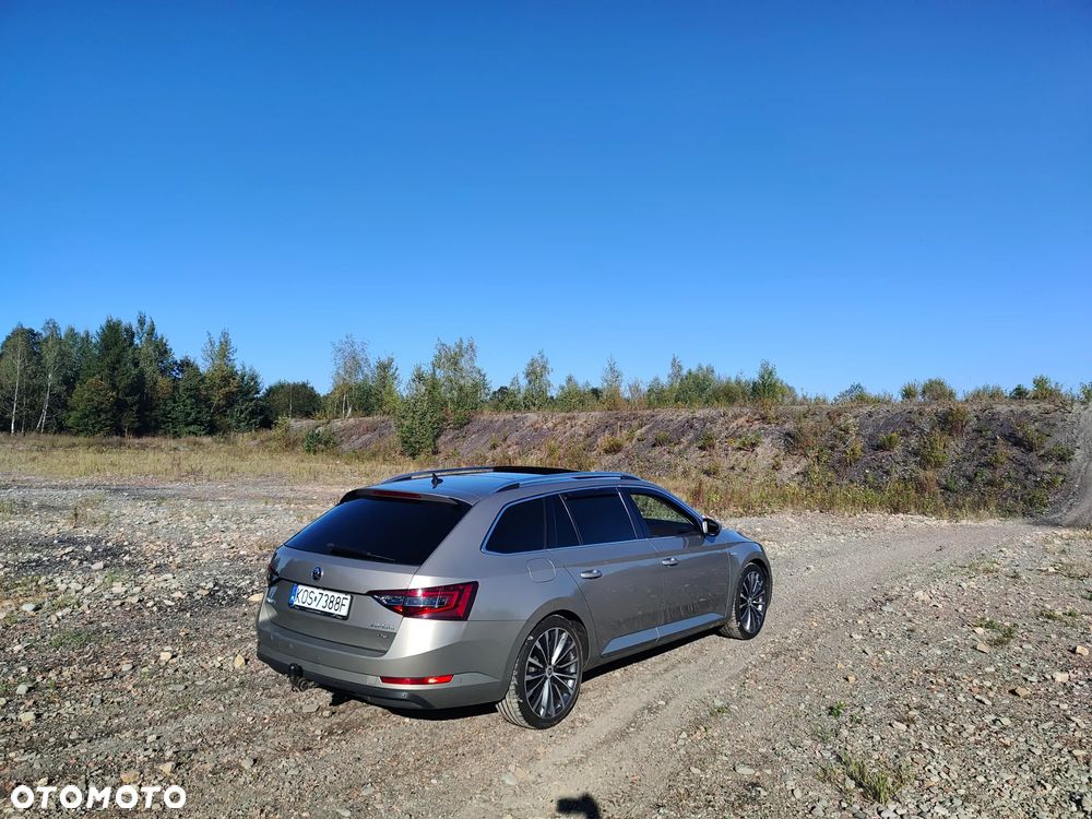 Skoda Superb 2.0 TDI 4x4 L&K DSG - 8