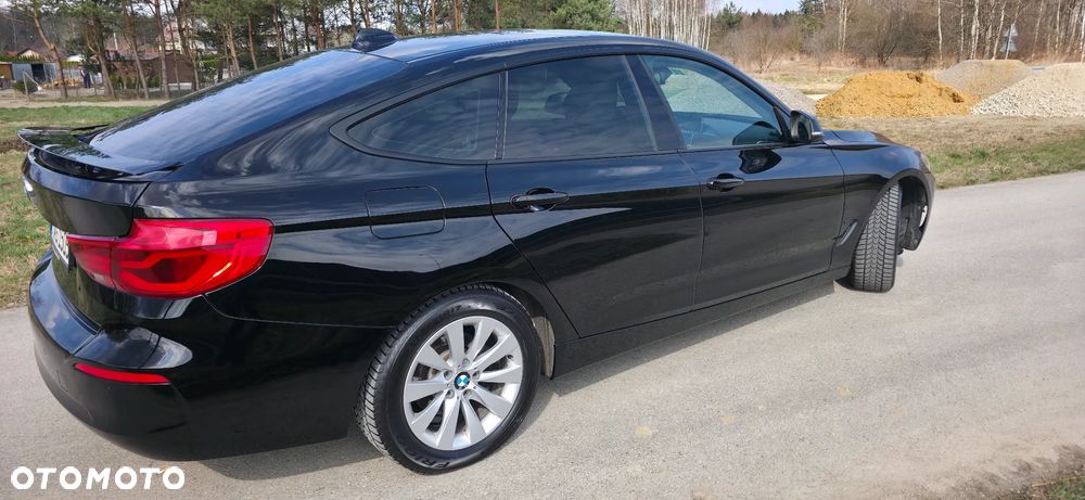 BMW 3GT 320d Sport-Aut Luxury Line - 3