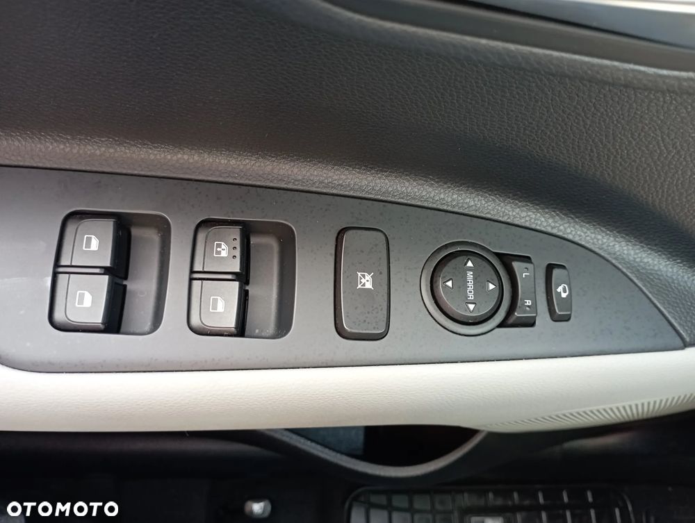 Kia Stonic 1.2 L - 20
