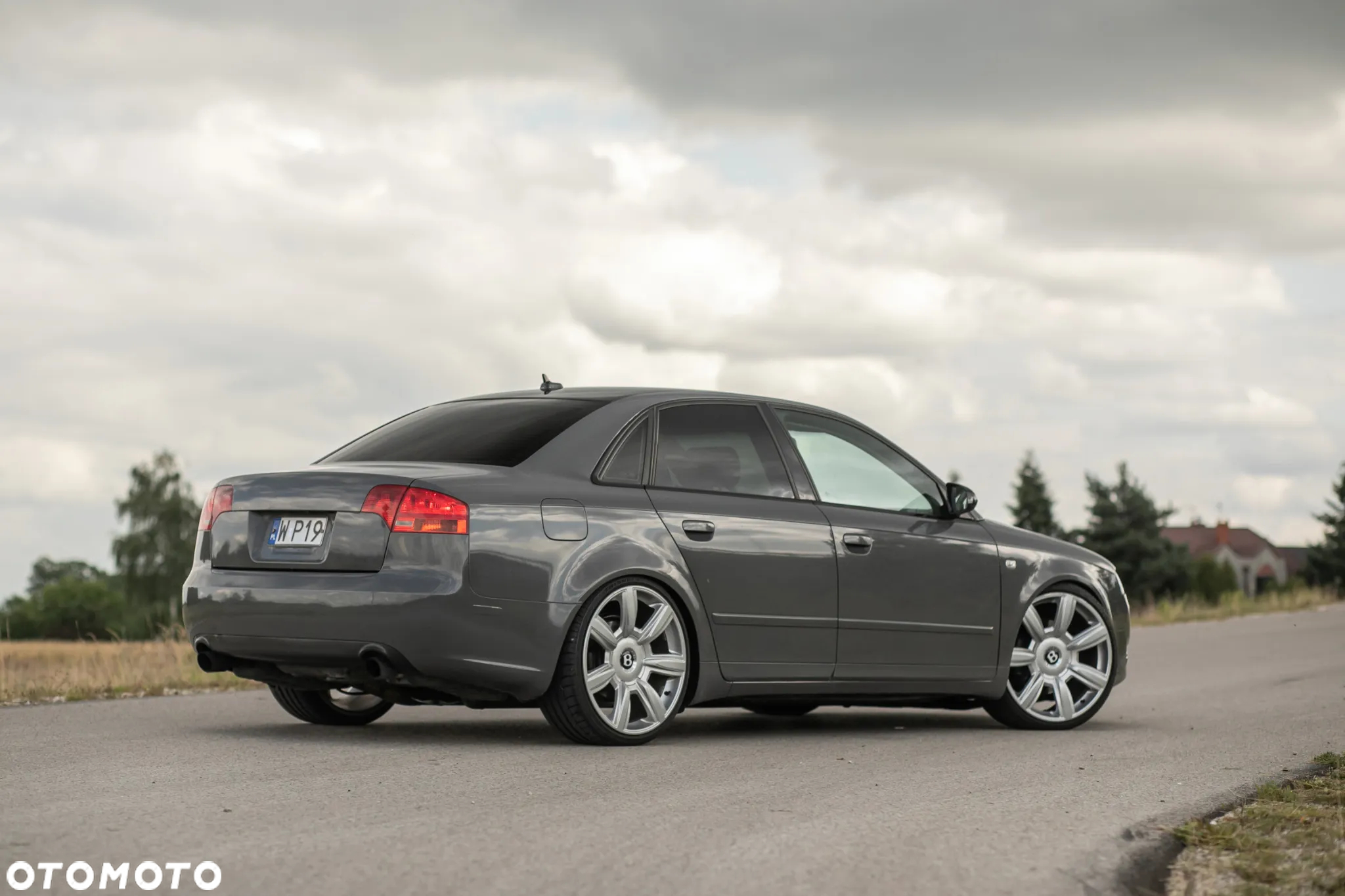 Audi A4 2.0T FSI Quattro - 3