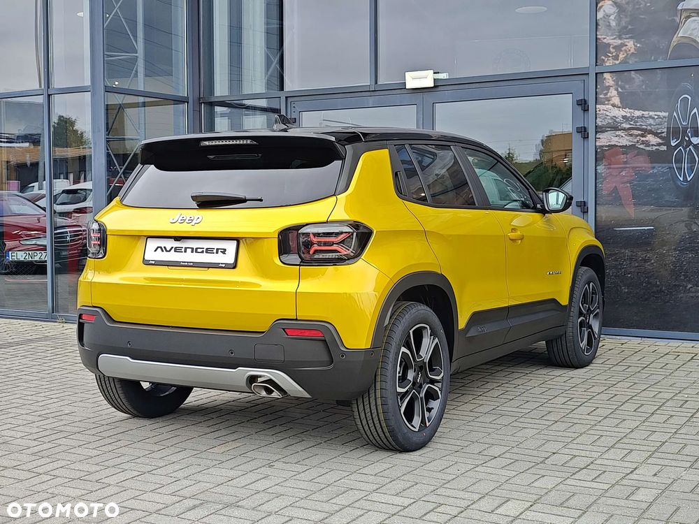 Jeep Avenger 1.2 T3 mHEV Summit FWD eDCT6 - 6