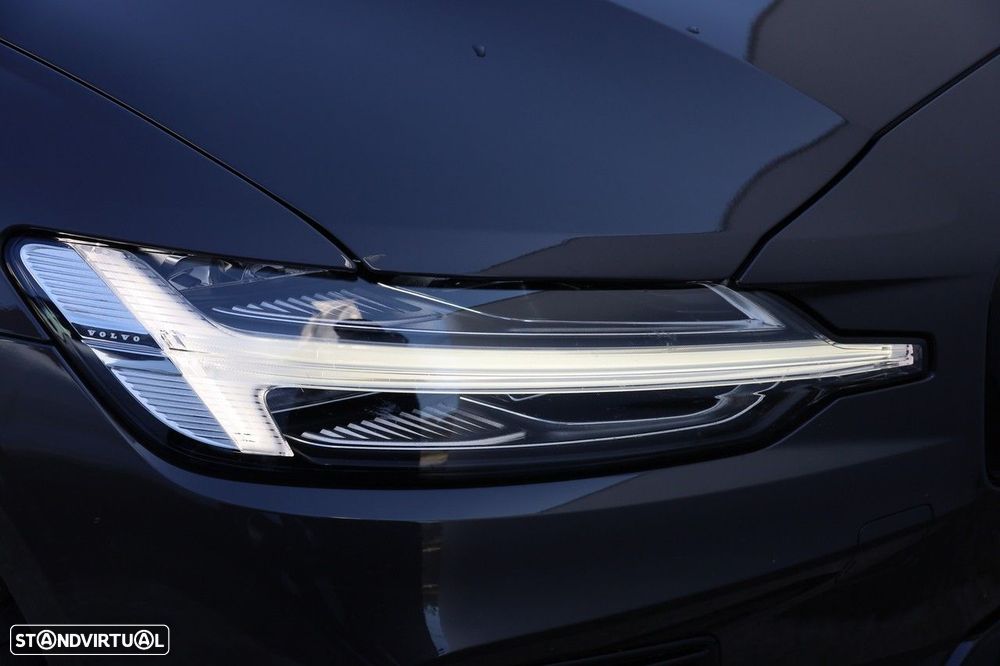 Volvo V60 2.0 T6 AWD TE Plus Dark - 35