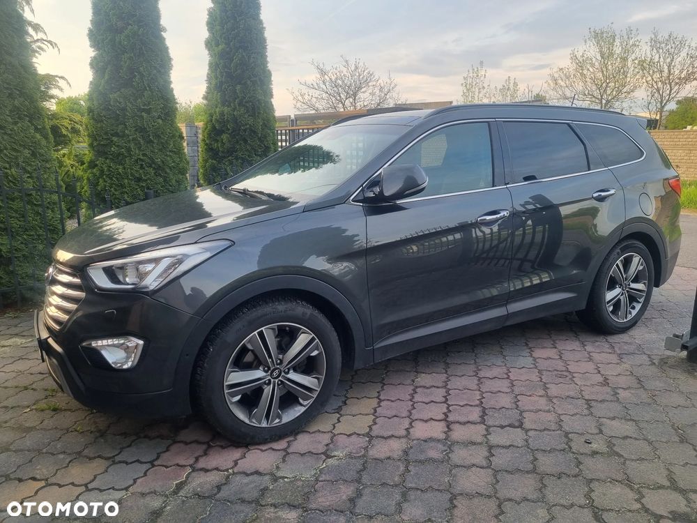 Hyundai Grand Santa Fe 2.2 CRDi Executive 7os - 1