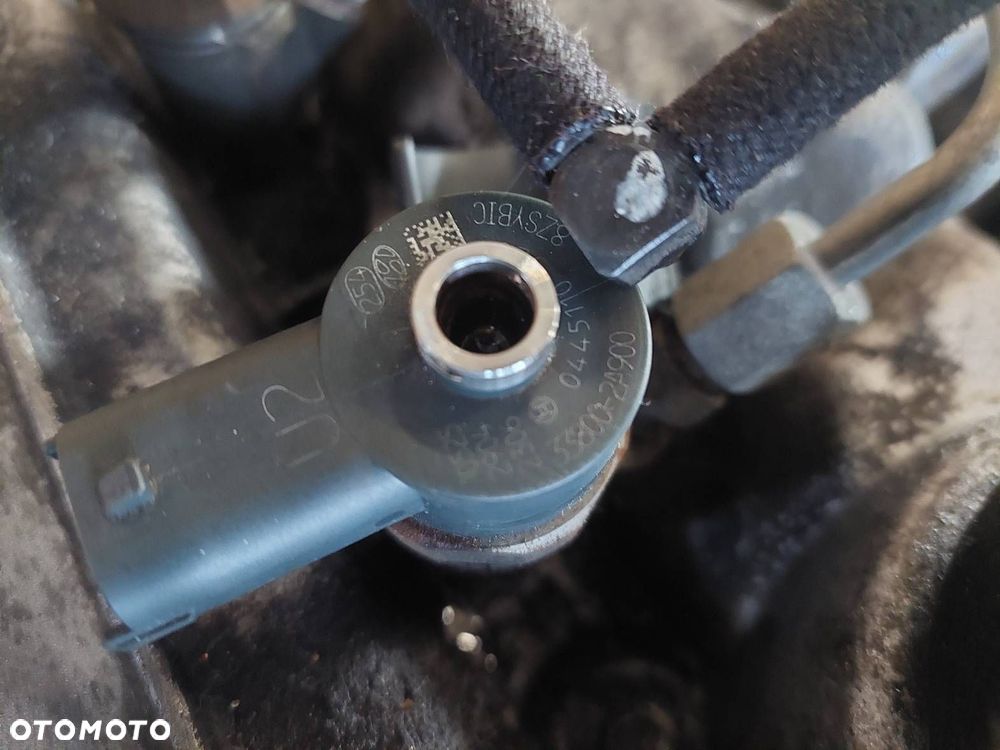 SILNIK DIESEL + POMPA WTRYSKI TURBO HYUNDAI I30 I 1.6 CRDI D4FB - 4