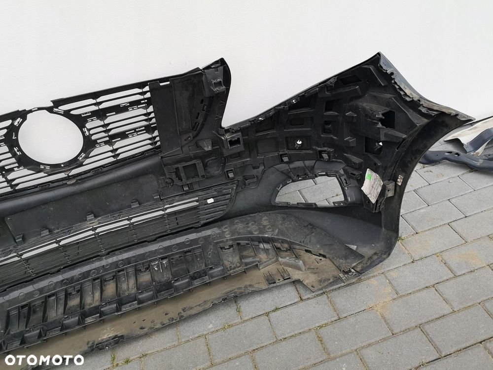 Zderzak Mercedes A447 - 5