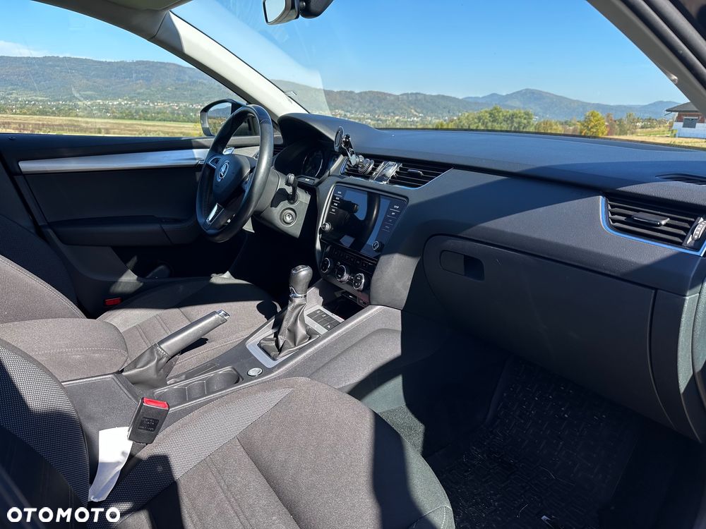 Skoda Octavia 1.5 TSI ACT Business - 30