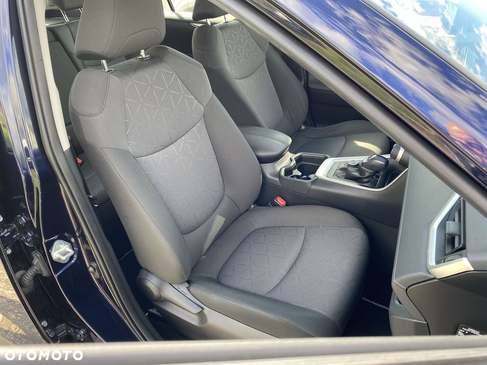 Toyota RAV4 - 22