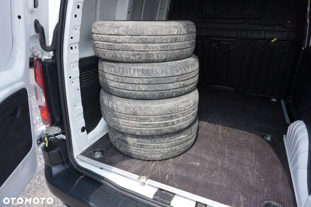 Toyota Proace City - 18