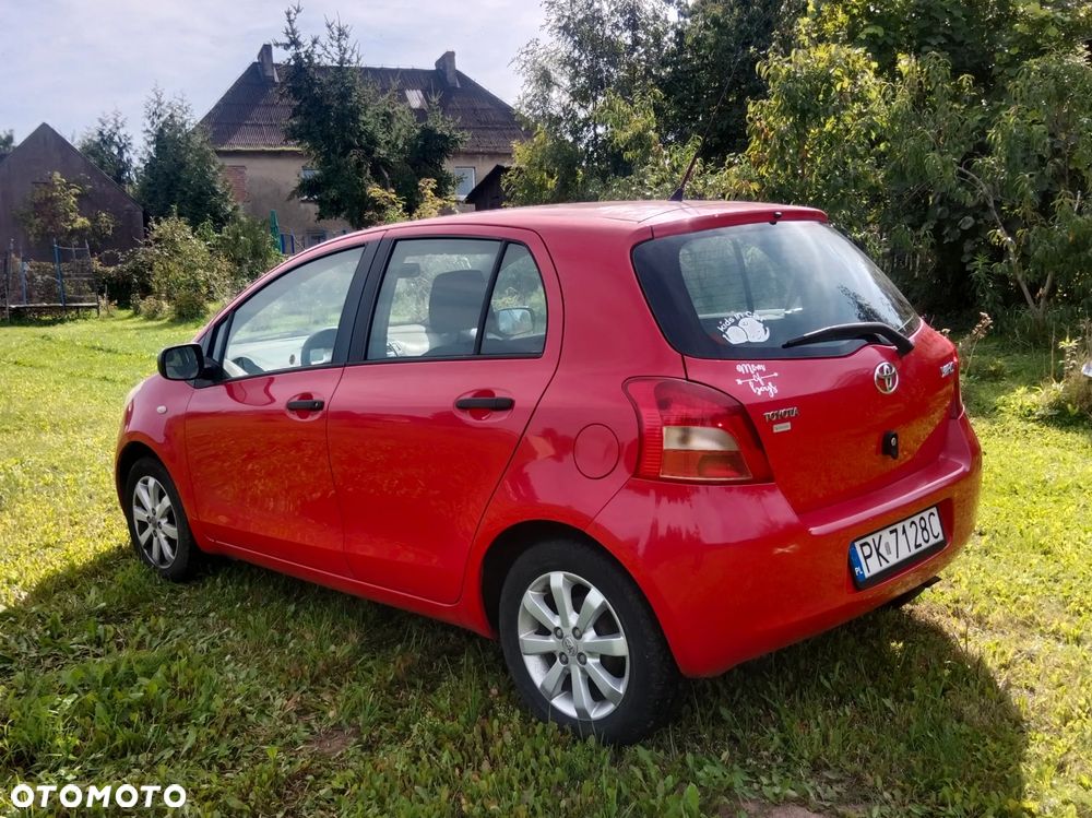 Toyota Yaris 1.3 Luna - 3