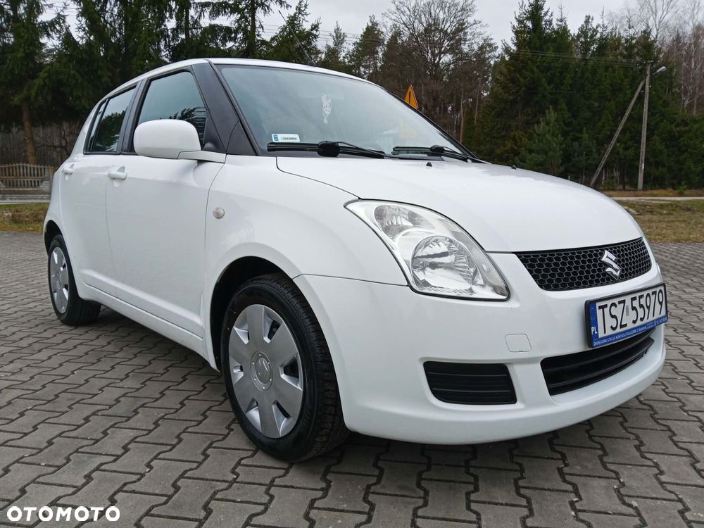 Suzuki Swift 1.3 Black and White - 20