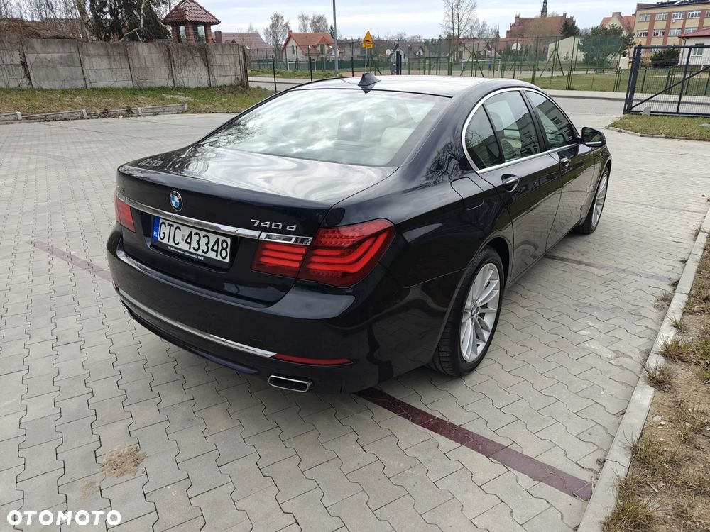 BMW Seria 7 740d xDrive - 5