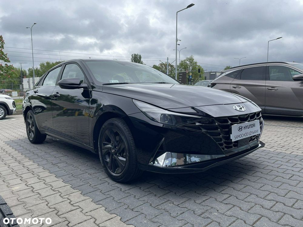 Hyundai Elantra - 7