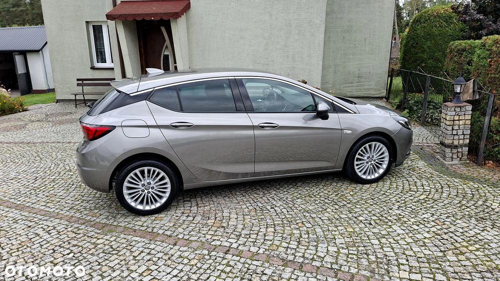 Opel Astra 1.4 Turbo Business - 17