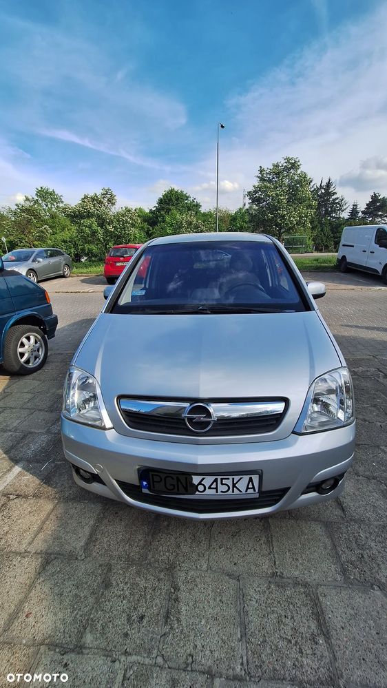 Opel Meriva 1.6 Essentia - 3