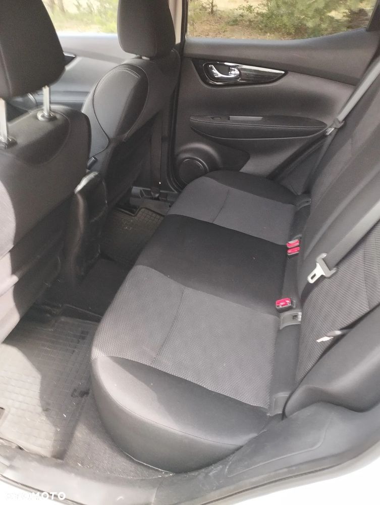 Nissan Qashqai 1.6 DCi 4x4 N-Connecta - 13