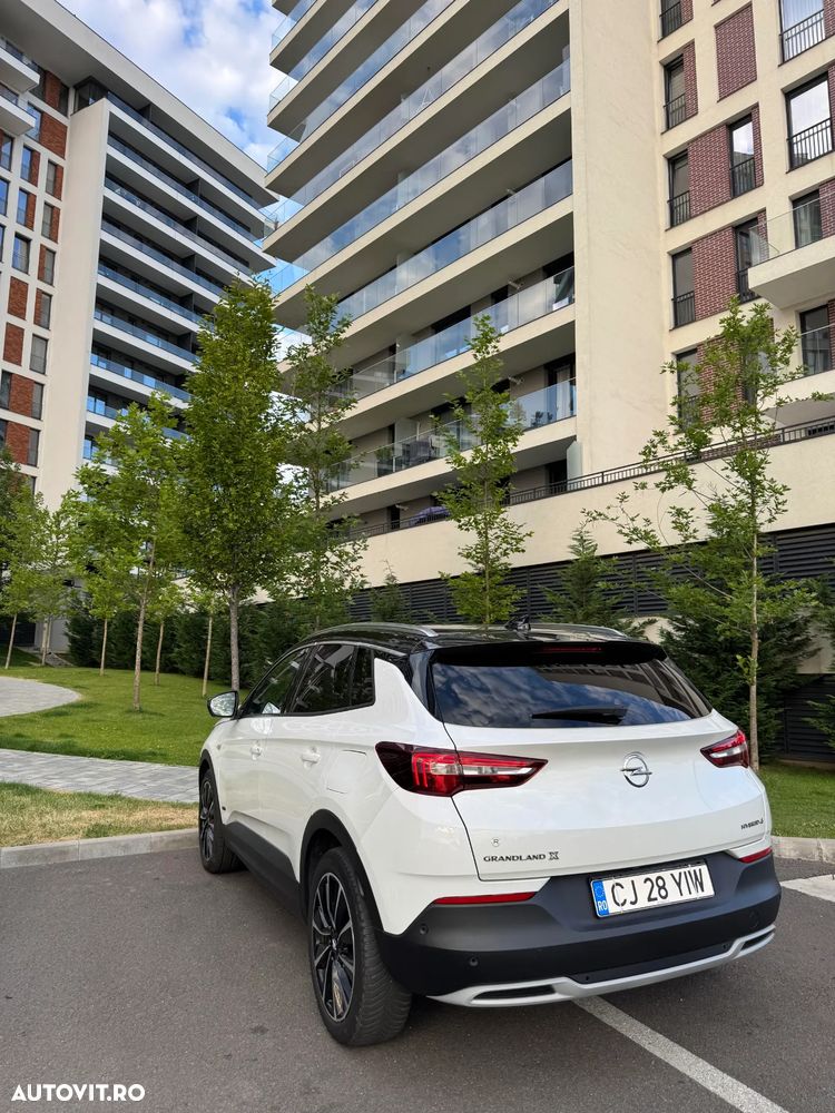 Opel Grandland X 1.6 Turbo Hybrid4 START/STOP Aut. Ultimate - 9