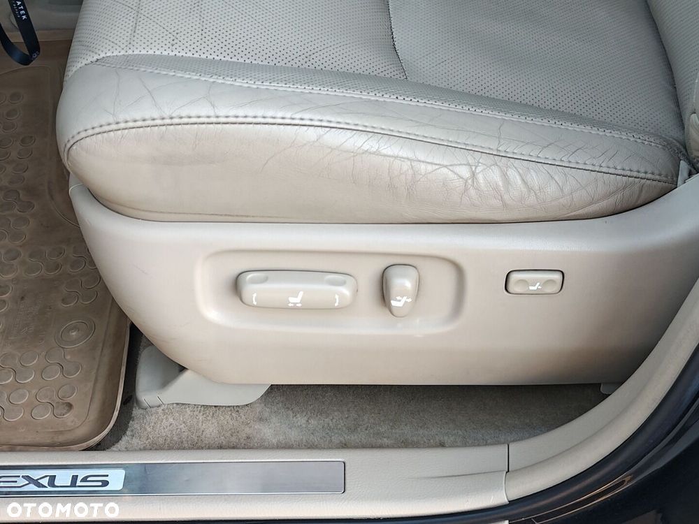 Lexus RX - 26