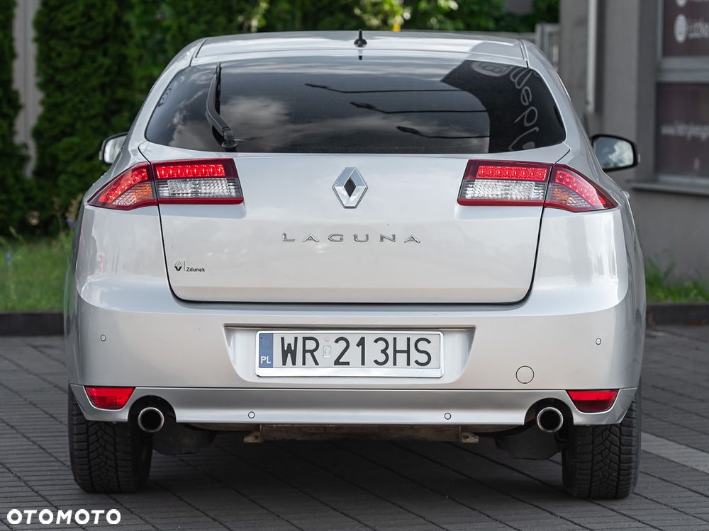 Renault Laguna 2.0 T Bose Edition - 11